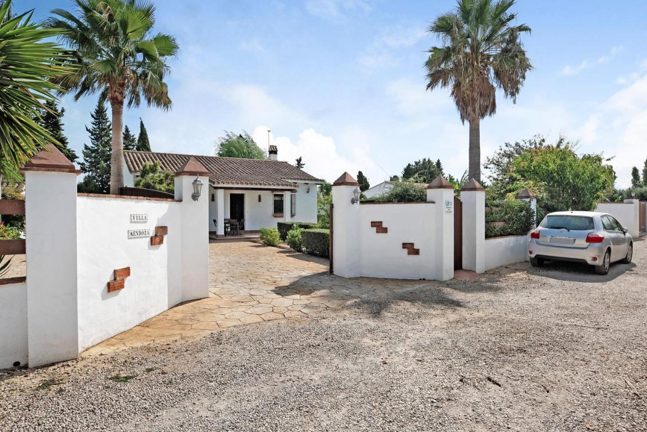 Villa Mendoza Conil De La Frontera Exteriör bild